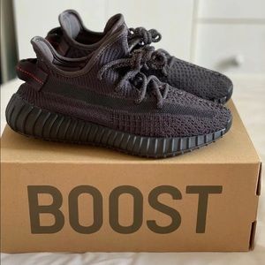 Yeezy Boost 350 V2